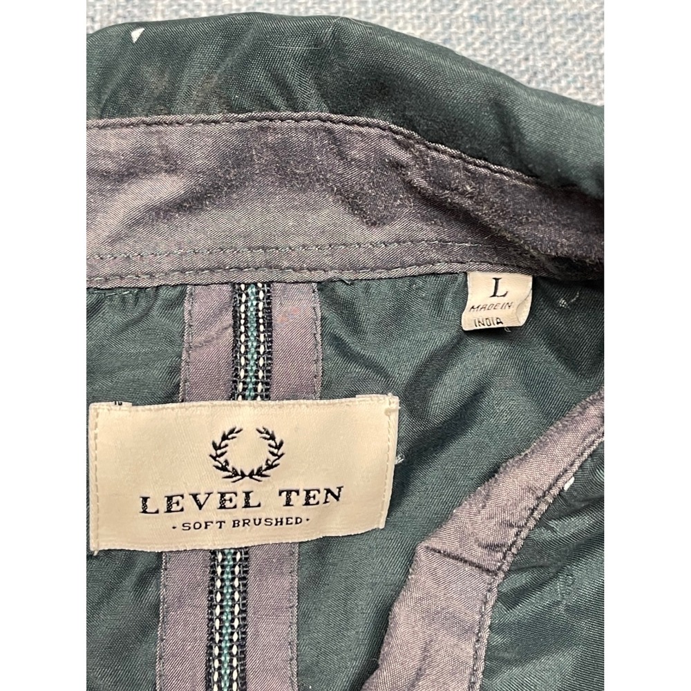 Level Ten Mens Large Short Sleeve Button Down Shirt Green Triangle Print Casual - Picture 2 of 6
